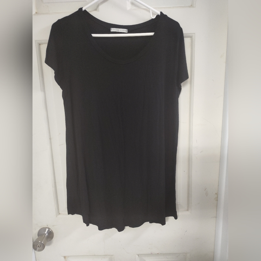 Black Relaxed Cap Sleeve T-Shirt